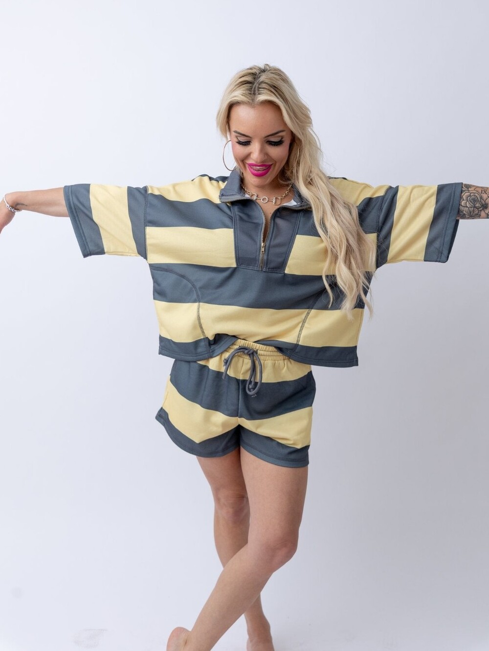 LovLov 2 Piece Set Yellow Grey Rugby Striped Half Zip Shorts Lounge L - Picture 3 of 12